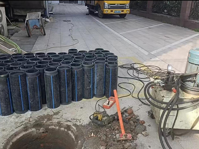 山阳PE置换管厂家 DN315置换管 非开挖管短管置换